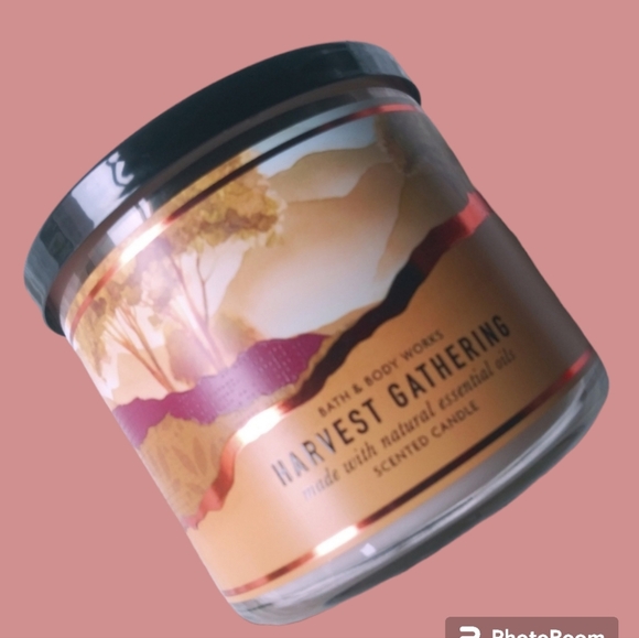 NWT Bath & Body Harvest Gathering Candle - Picture 2 of 3